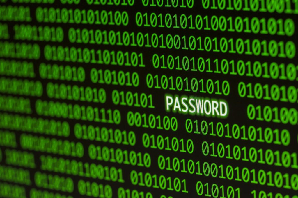 Hackers roban credenciales corporativas