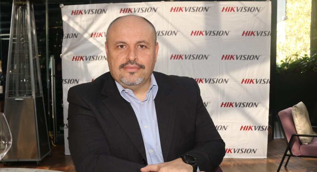 Hikvision alianza Inovat Technology