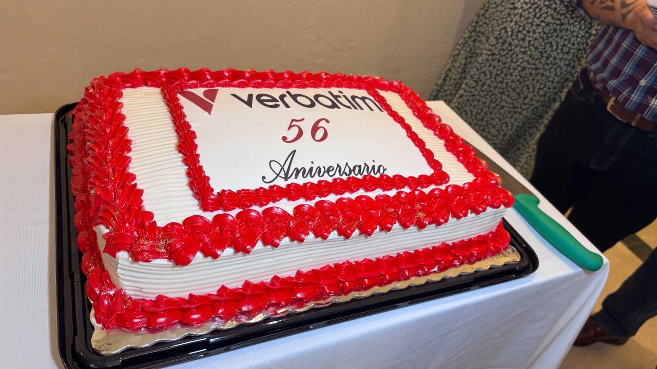 Verbatim celebró 56 años 