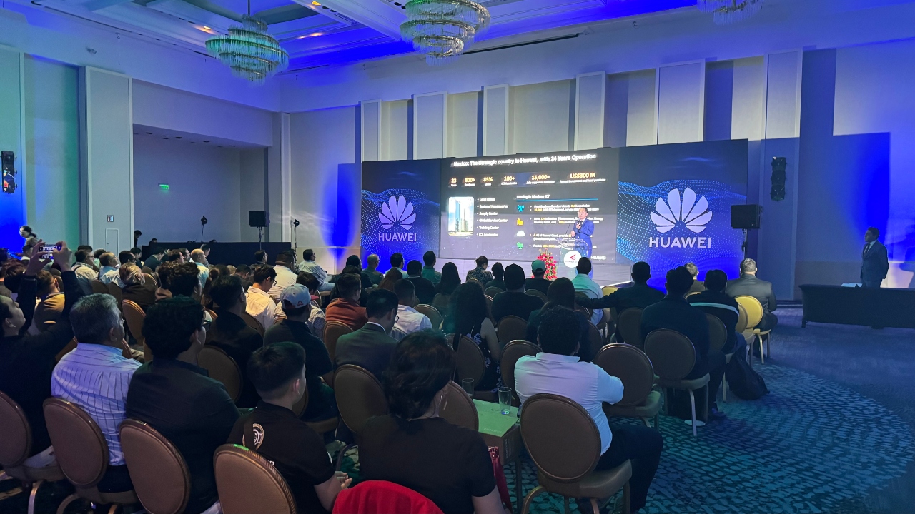 Huawei eKit y SYSCOM