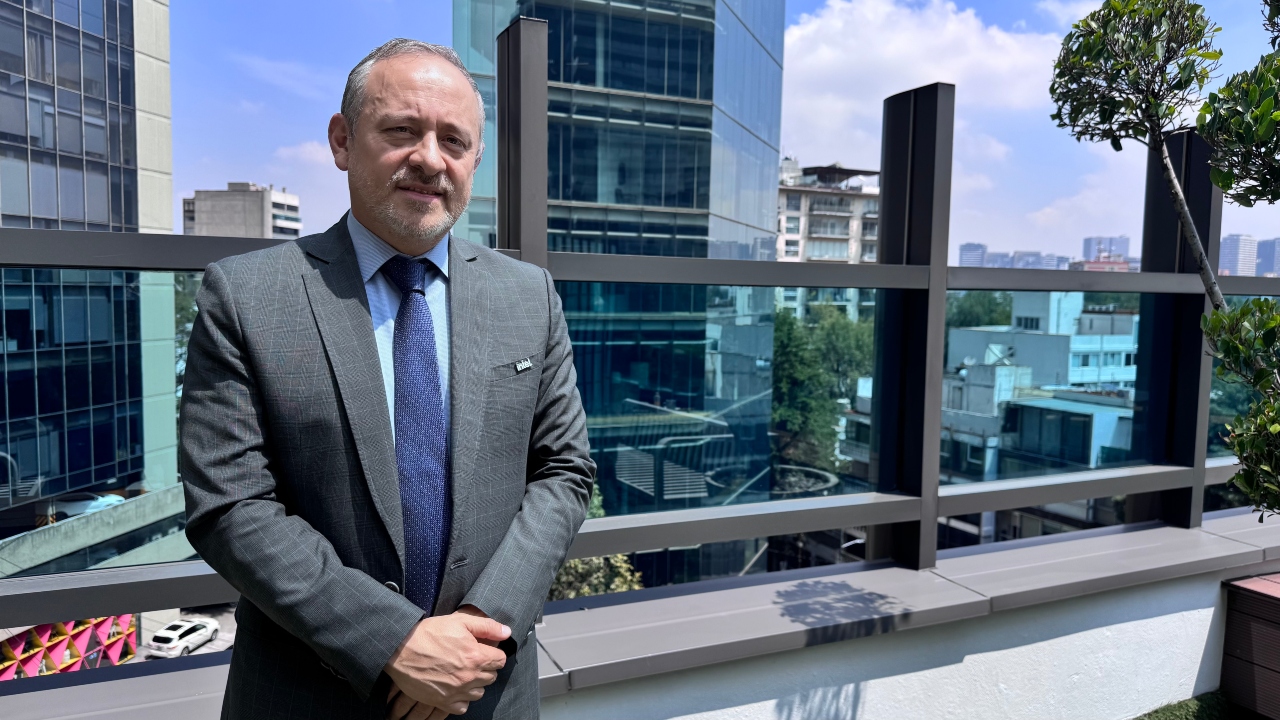 Carlos Rebellón de Intel
