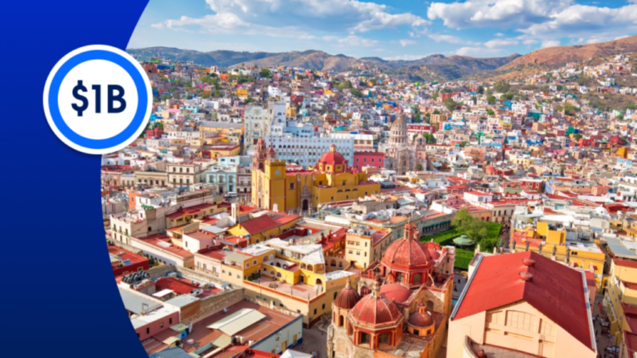Salesforce invertirá mil millones de dólares en México 
