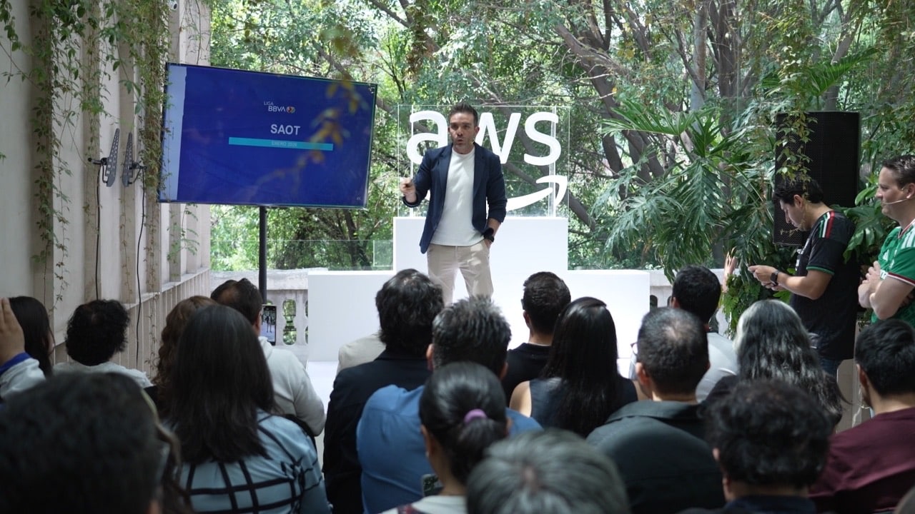 Agentes inteligentes de AWS